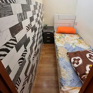https://hostel-orange.sharjah-hotels.com
