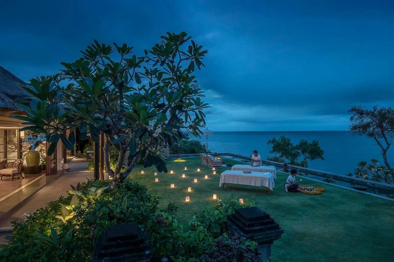 Four Seasons Resort Bali At Jimbaran Bay 5*,